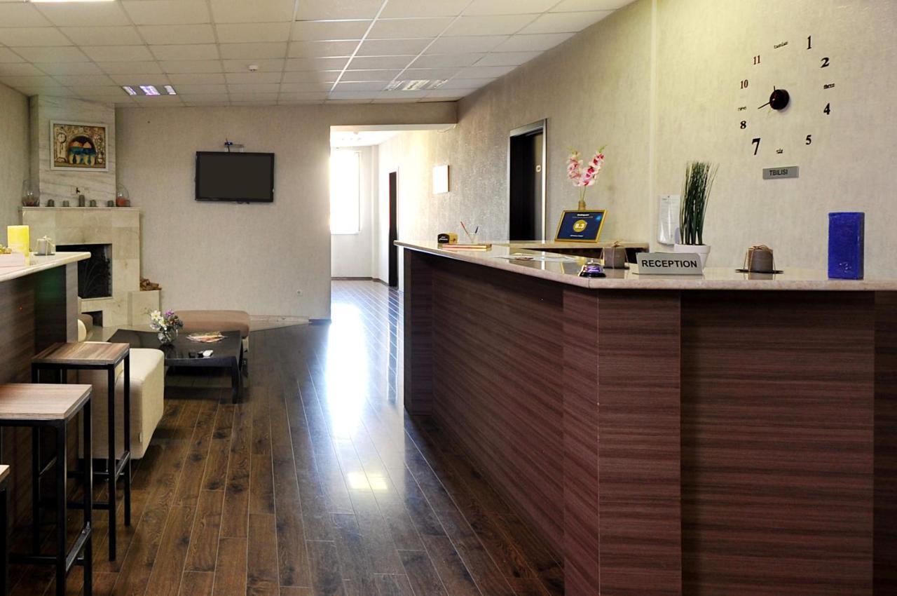 Athletics Hotel Τυφλίδα Εξωτερικό φωτογραφία