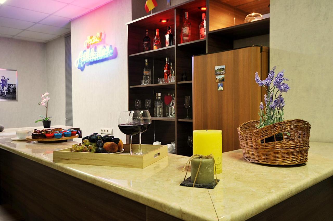 Athletics Hotel Τυφλίδα Εξωτερικό φωτογραφία